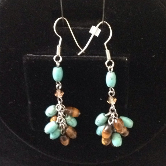 Earrings - Picture 2 of 2